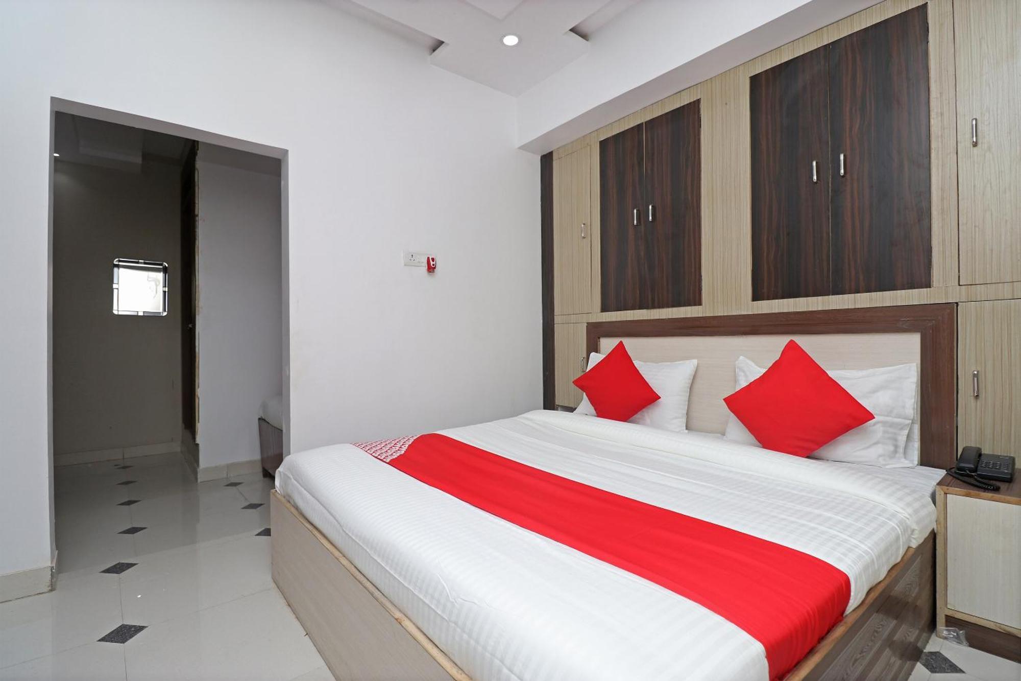Hotel O Swastik Resort Colonelganj Exterior foto